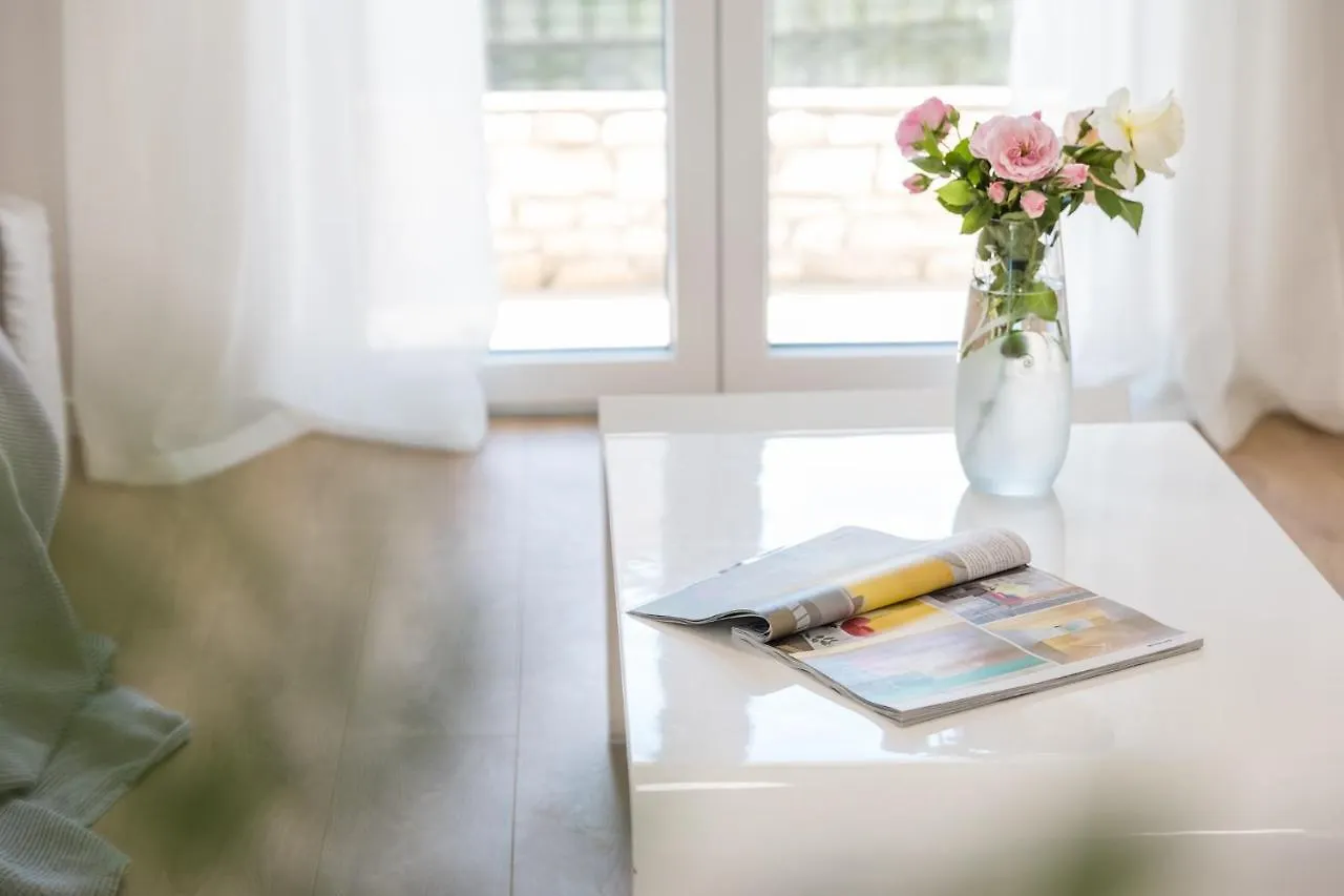 Nina Poreč Apartment