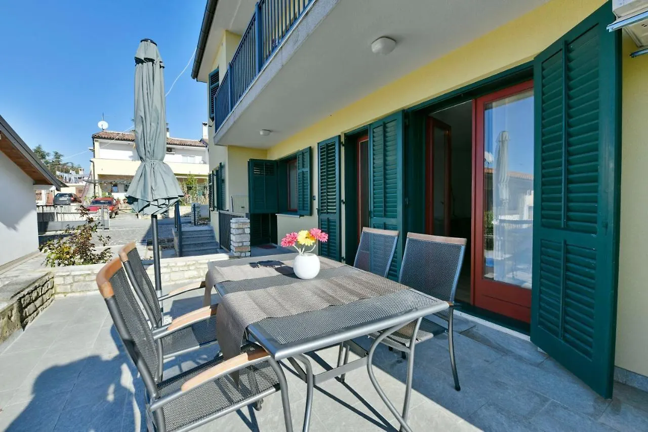Apartment Nina Poreč
