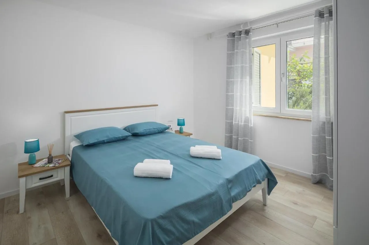 Nina Porec Apartment