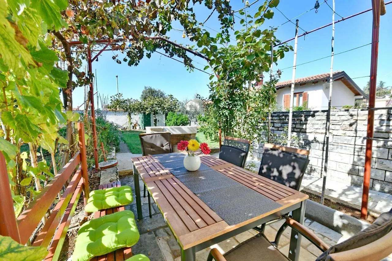 Nina Porec Apartment